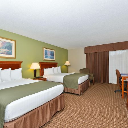 Surestay Plus Hotel By Best Western Raleigh North Downtown Kültér fotó